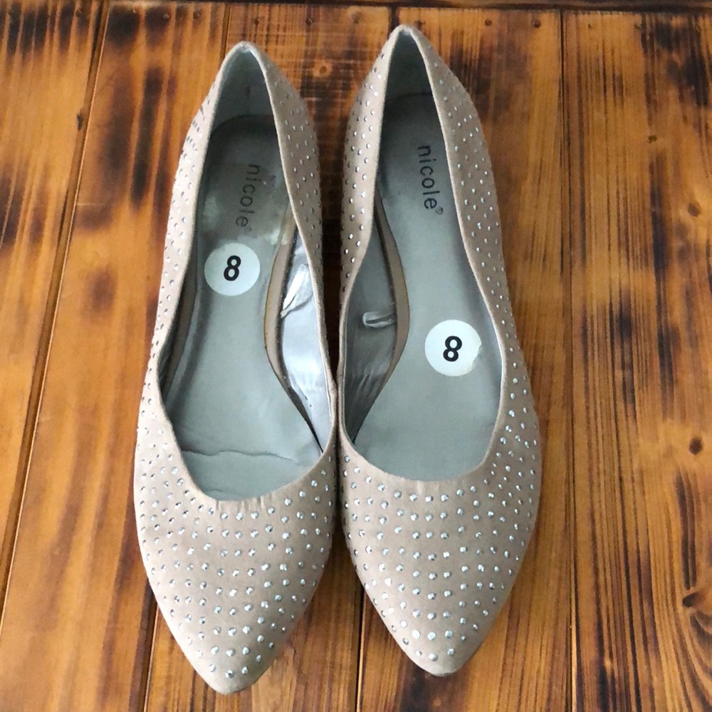 Size 8 studded flats